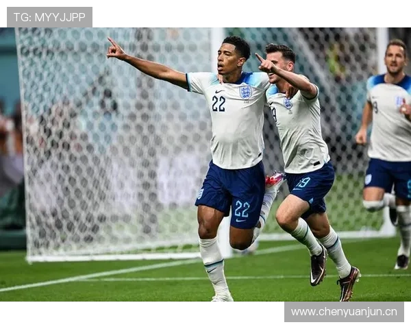 罗德里与贝林厄姆的中场全能性对比:核心职能与战术角色差异在哪 罗德里与贝林厄姆的中场全能性对比:核心职能与战术角色差异在哪